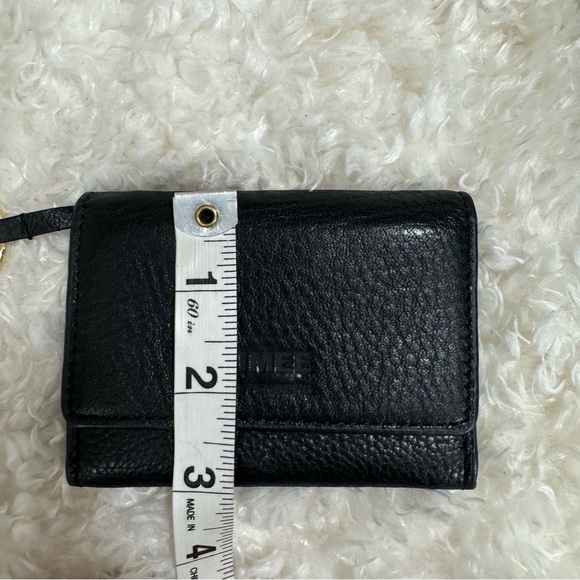 Aimee Kestenberg Jungle Leopard Nylon & Leather All in One Phone Crossbody - Picture 9 of 13